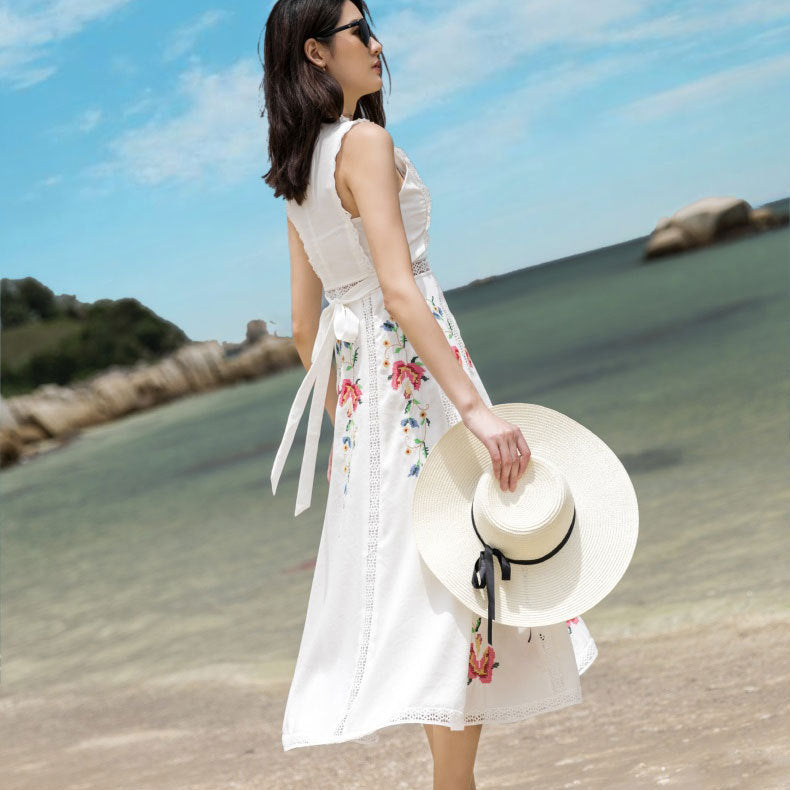 Summer Women's Retro Ethnic Temperament White Embroidered Sleeveless Dress