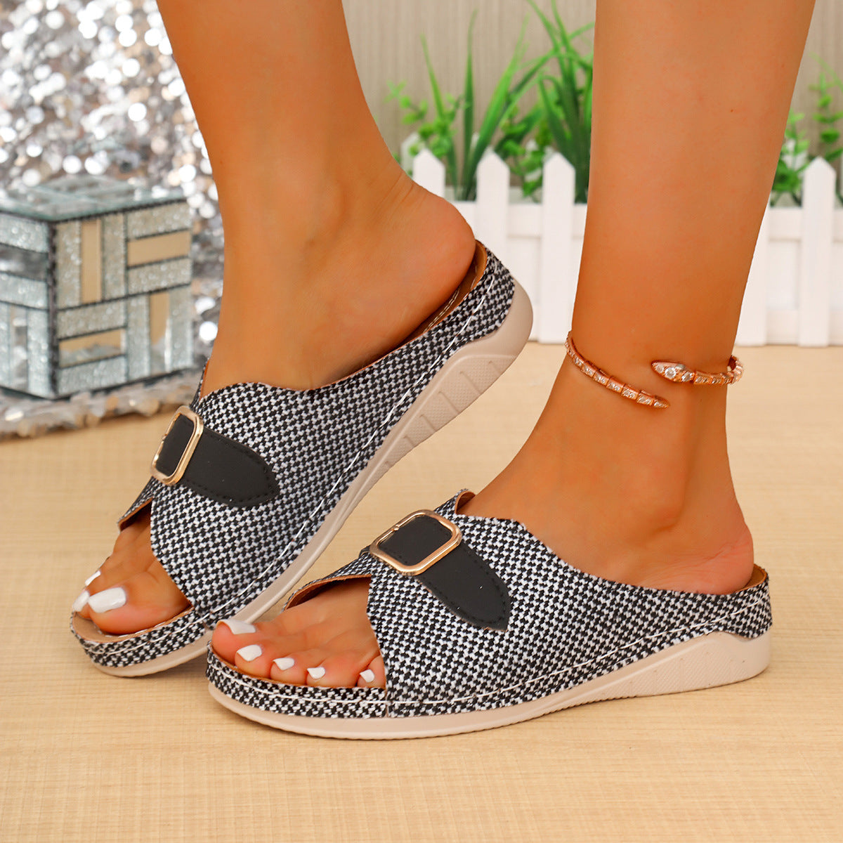 Platform Slippers Women's Shoes Plus Size Thick-soled Peep Toe Beach Shoes
