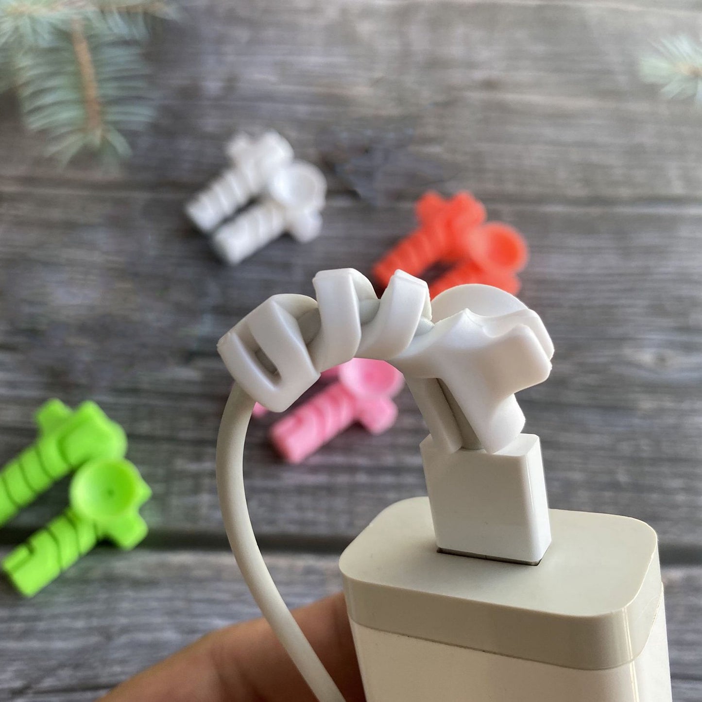 Cable Cord Protector Saver With Suction End (Suction Winder 4 Pcs Set) - eazy cart store