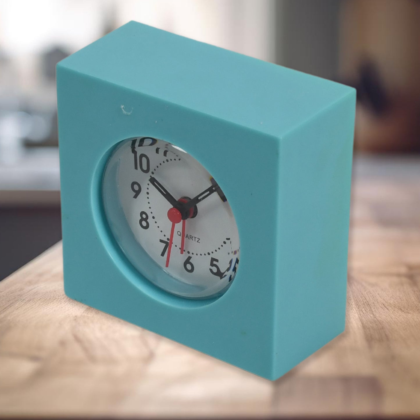 Classic Desktop Alarm Clock Simple Reliable And Always On Time (1 Pc)
