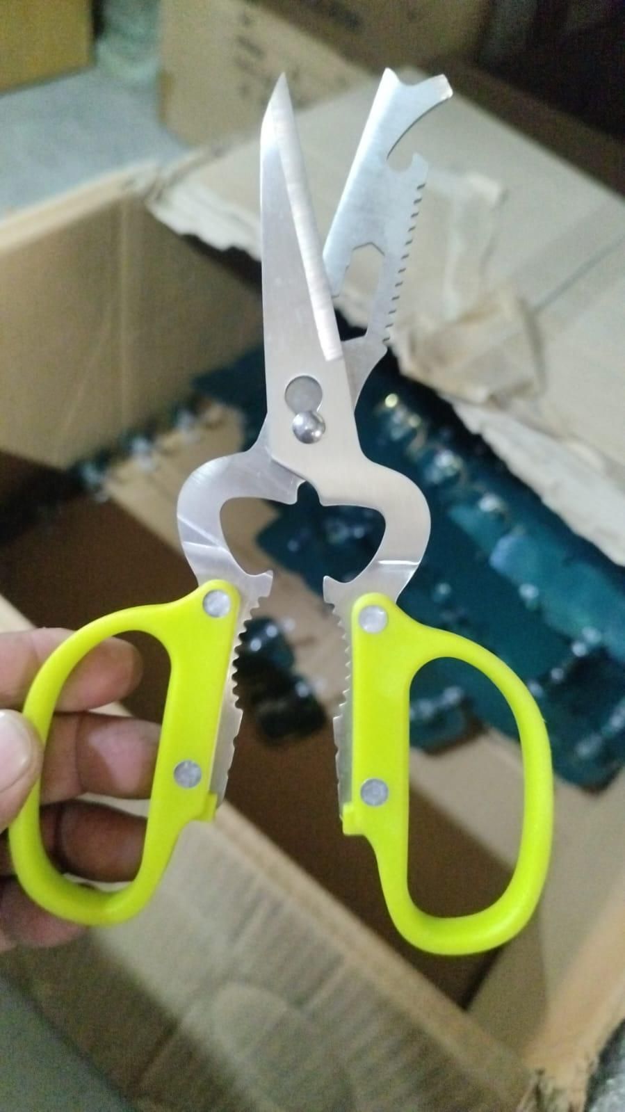 7 in 1 Multifunctional Kitchen Scissor - eazy cart store