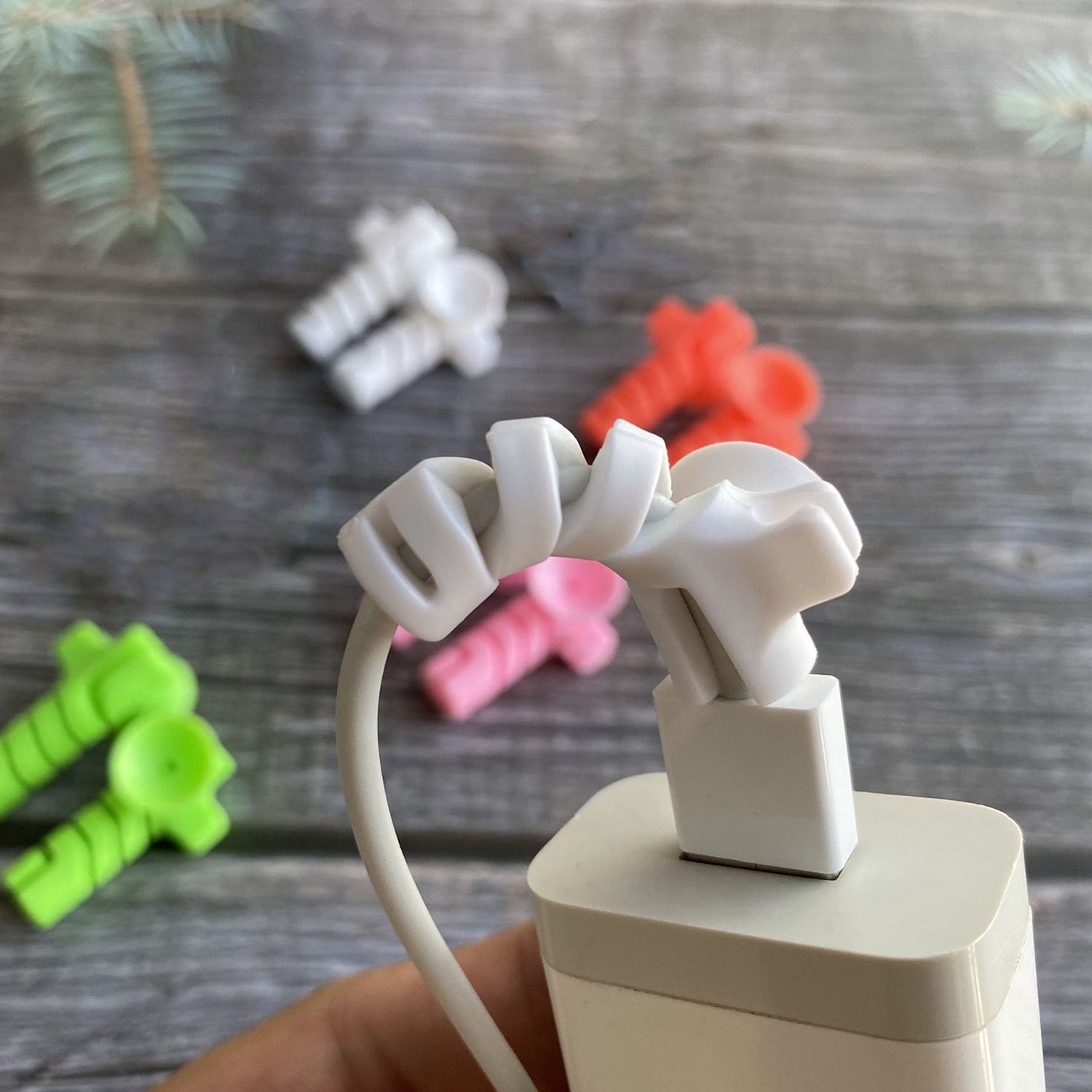 Cable Cord Protector Saver With Suction End (Suction Winder  4 Pcs Set) - eazy cart store